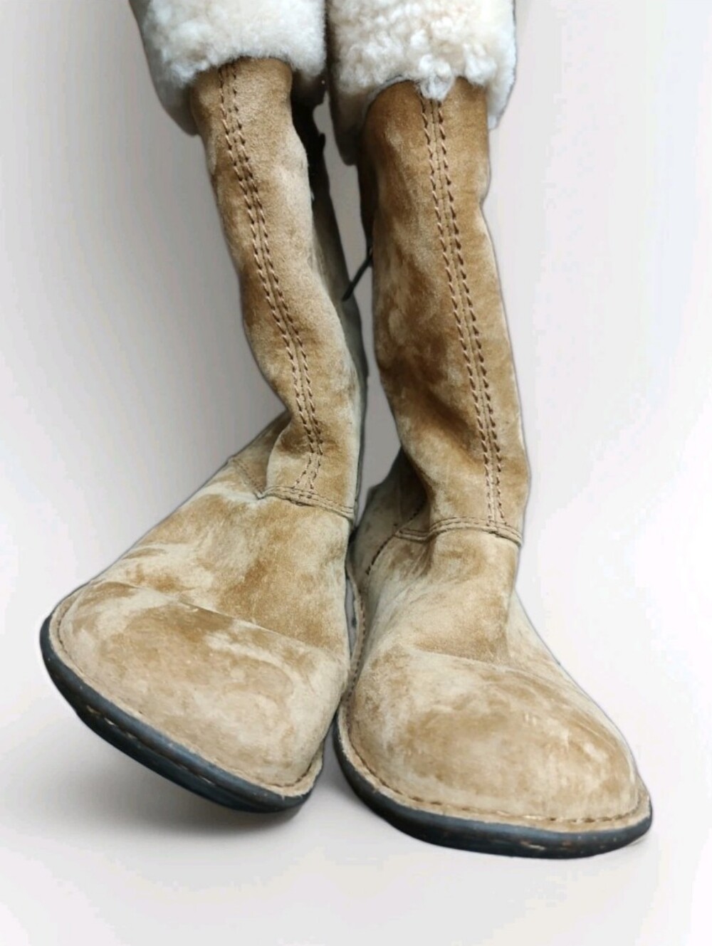 UGG Karyn Cuff Sheepskin Boots Womens Size 6.5 Tan Brown Pull Ons W/Zippers - Picture 2 of 10
